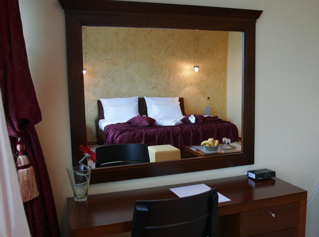 Panorama City Inn Сремски-Карловци Экстерьер фото